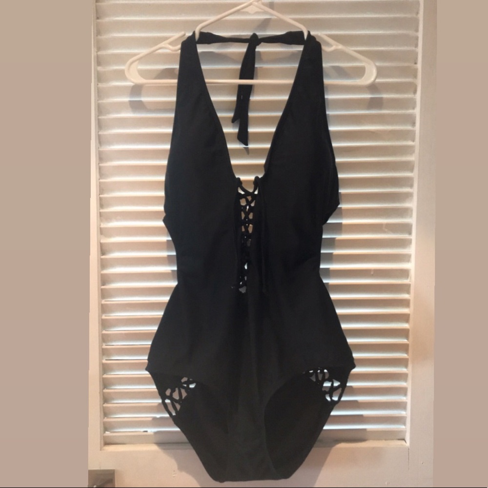 Swimsuits for All. Sz 16 black one piece swimsuit